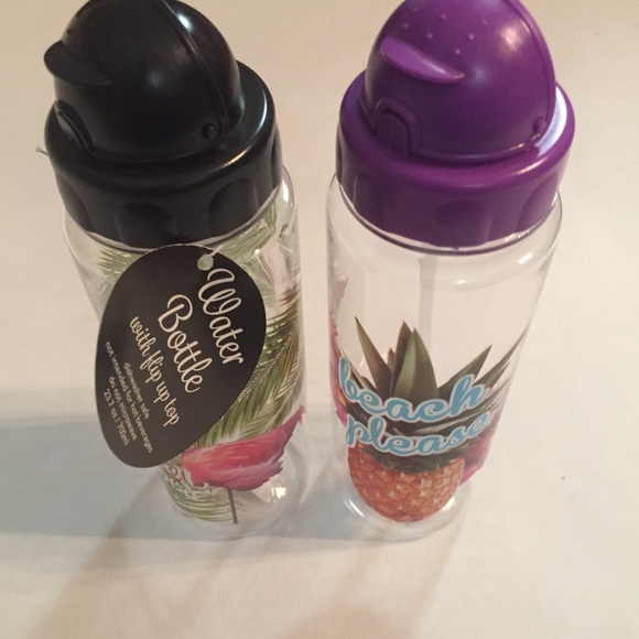 Summer water bottles with straw - NWT - Picture 3 of 8